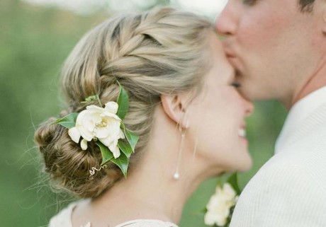coiffure-mariage-avec-fleurs-naturelles-97_10 Coiffure mariage avec fleurs naturelles
