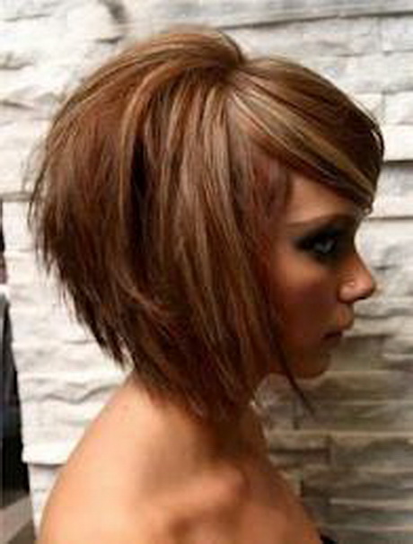 modele-de-coiffure-carr-plongeant-44_17 Modele de coiffure carré plongeant