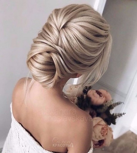 coiffure-mariage-2018-cheveux-long-81_11 Coiffure mariage 2018 cheveux long
