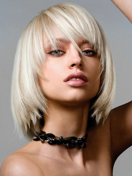 coupe-de-cheveux-femme-carre-avec-frange-92_16 ﻿Coupe de cheveux femme carré avec frange