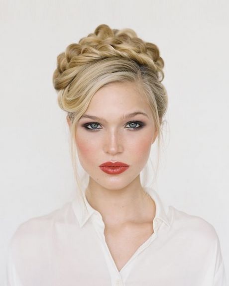coiffure-mariage-cheveux-courts-2022-82_11 Coiffure mariage cheveux courts 2022