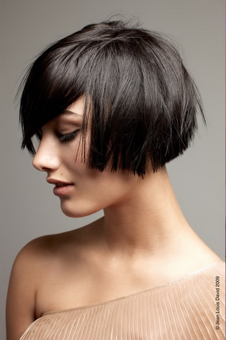 modele-coiffure-femme-carre-court-68_2 Modele coiffure femme carre court