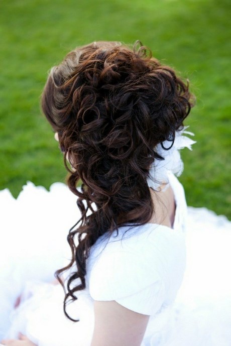 coiffure-mariage-cheveux-mi-long-detachees-71_16 Coiffure mariage cheveux mi long detachees
