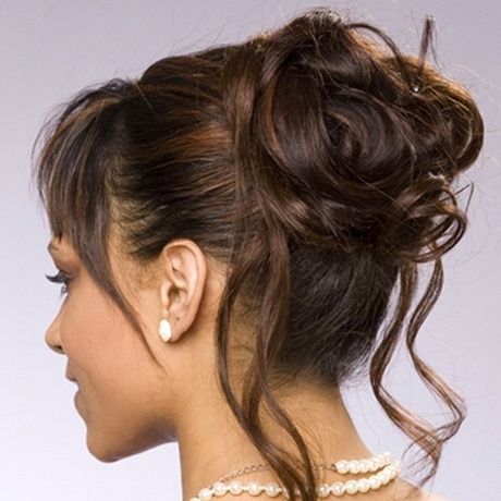 coiffure-mariage-cheveux-tres-long-62_17 Coiffure mariage cheveux tres long