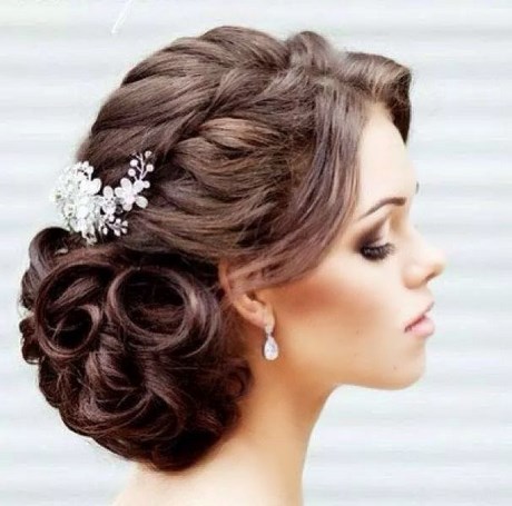 coiffure-simple-mariage-cheveux-courts-19 Coiffure simple mariage cheveux courts