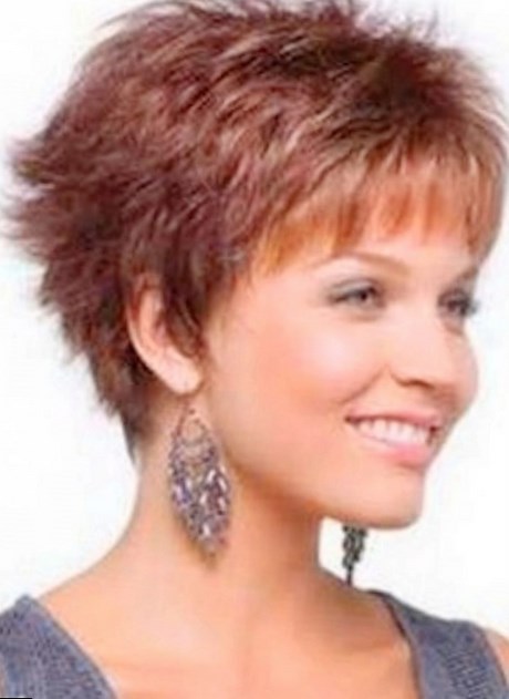 modeles-coiffures-courtes-femmes-50-ans-73_6 Modèles coiffures courtes femmes 50 ans