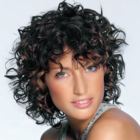 modele-de-coiffure-femme-cheveux-frises-60_12 Modele de coiffure femme cheveux frises