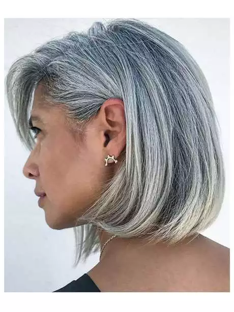 cheveux-gris-court-2023-39-1 Cheveux gris court 2023