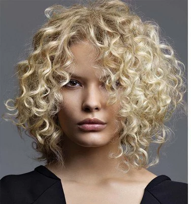 coupe-cheveux-boucles-femme-2023-14_6-10 Coupe cheveux bouclés femme 2023