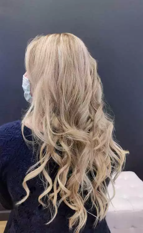 coupe-cheveux-long-blond-2023-42-1 Coupe cheveux long blond 2023