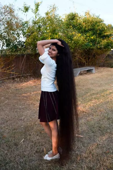 les-cheveux-les-plus-long-du-monde-2023-02-1 Les cheveux les plus long du monde 2023