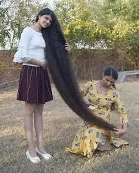les-cheveux-les-plus-long-du-monde-2023-02_6-10 Les cheveux les plus long du monde 2023