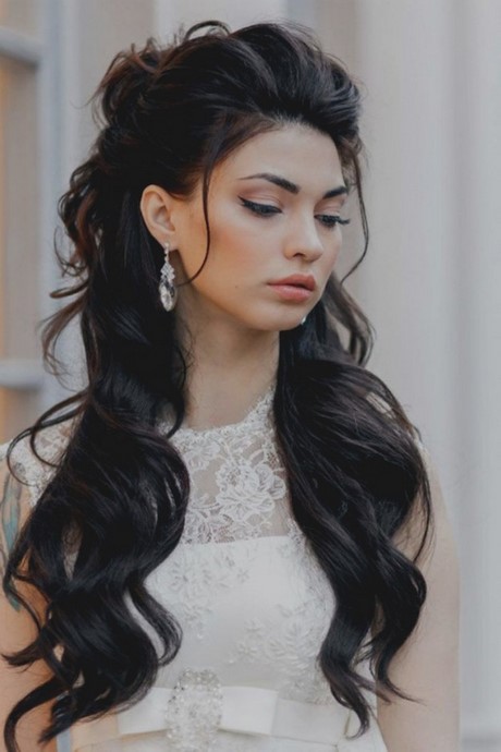 coiffure-femme-mariage-cheveux-long-24_19 Coiffure femme mariage cheveux long