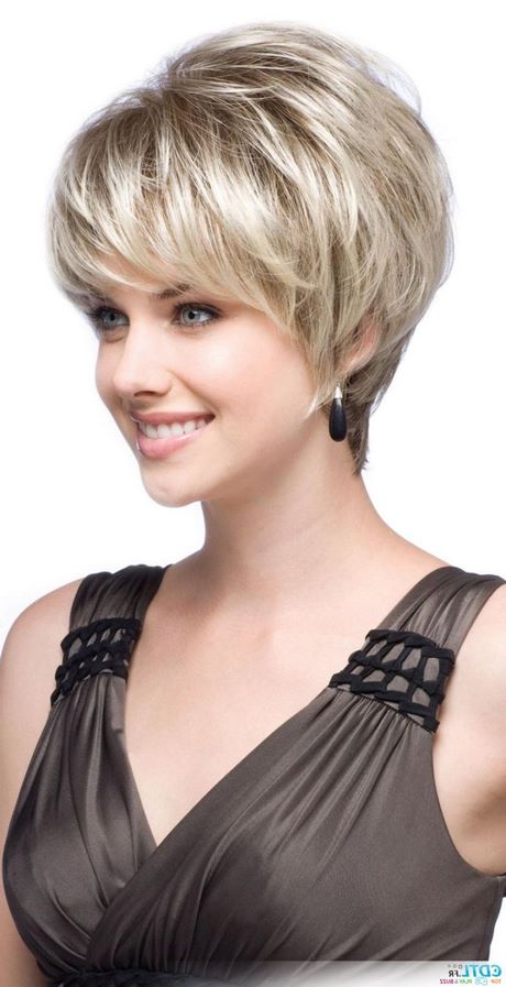 coupe-cheveux-moderne-pour-femme-50-ans-34_17 Coupe cheveux moderne pour femme 50 ans