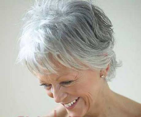 coupe-de-cheveux-court-pour-femme-de-60-ans-62_15 Coupe de cheveux court pour femme de 60 ans