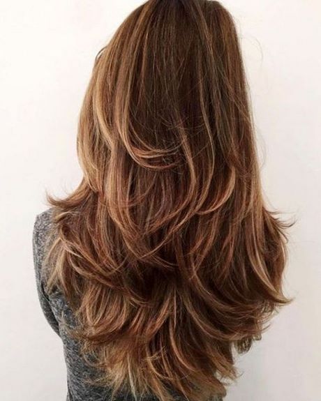 coiffure-femme-2019-cheveux-long-30_14 Coiffure femme 2019 cheveux long