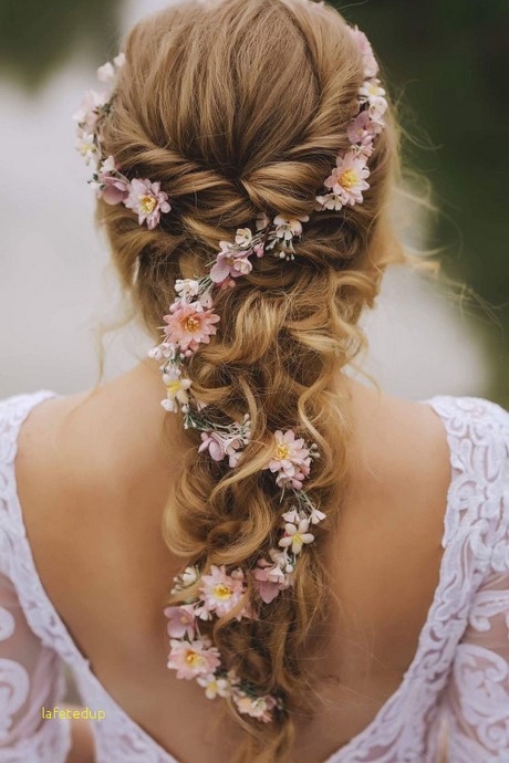 coiffure-mariage-fleur-cheveux-51_10 Coiffure mariage fleur cheveux