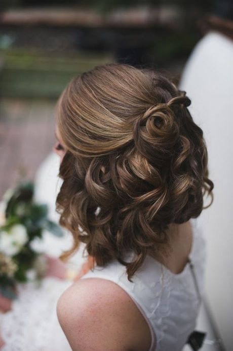coiffure-mariage-2022-cheveux-courts-98_6 Coiffure mariage 2022 cheveux courts