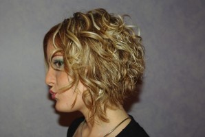 coiffure-carr-plongeant-cheveux-onduls-09 Coiffure carré plongeant cheveux ondulés