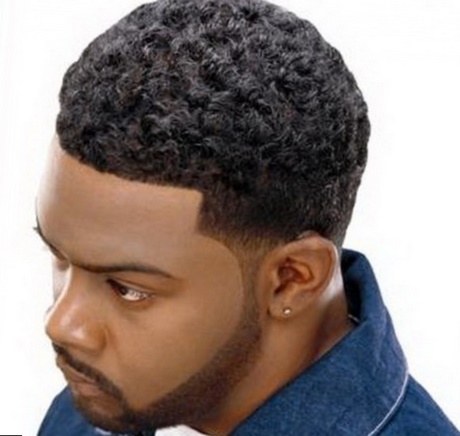 Coupe de cheveux dégradé homme afro