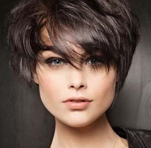 modele-de-coiffure-pour-visage-ovale-femme-24_11 Modele de coiffure pour visage ovale femme