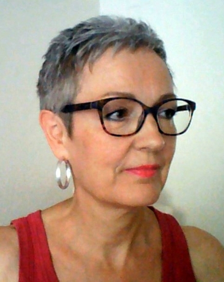 cheveux-gris-court-femme-54_18 Cheveux gris court femme