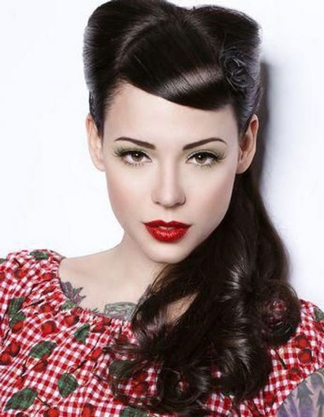 coiffure-pin-up-cheveux-long-80_3 Coiffure pin up cheveux long