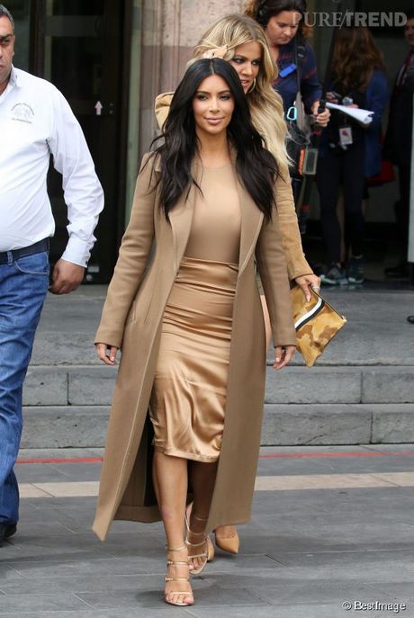 kim-kardashian-cheveux-court-87_11 Kim kardashian cheveux court