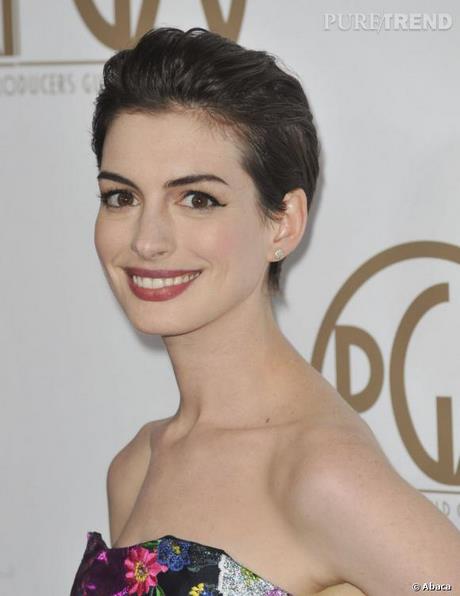 anne-hathaway-coupe-courte-35_5 Anne hathaway coupe courte