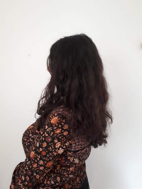cheveux-frises-long-femme-04_16 Cheveux frisés long femme