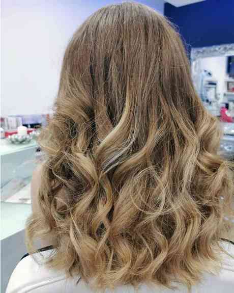cheveux-long-balayage-39_14 Cheveux long balayage