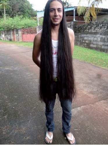 cheveux-tres-long-homme-44_16 Cheveux tres long homme