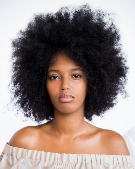 coiffure-courte-femme-afro-18_15 Coiffure courte femme afro