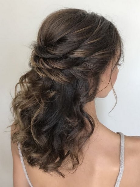 coiffure-mariage-champetre-cheveux-courts-29_15 Coiffure mariage champetre cheveux courts