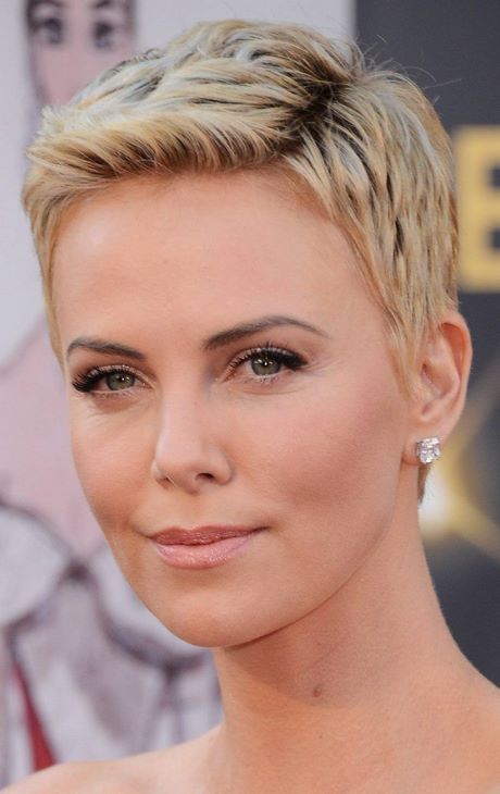 coupe-courte-charlize-theron-61_11 Coupe courte charlize theron