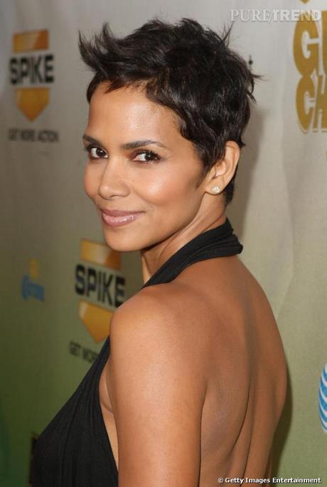 Halle berry coupe courte