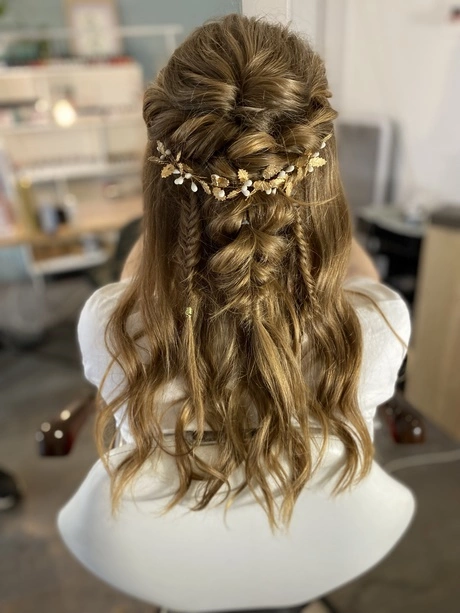 coiffure-mariage-cheveux-long-2024-75-1 Coiffure mariage cheveux long 2024