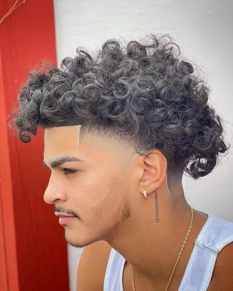 coupe-afro-homme-2024-43_14-6 Coupe afro homme 2024