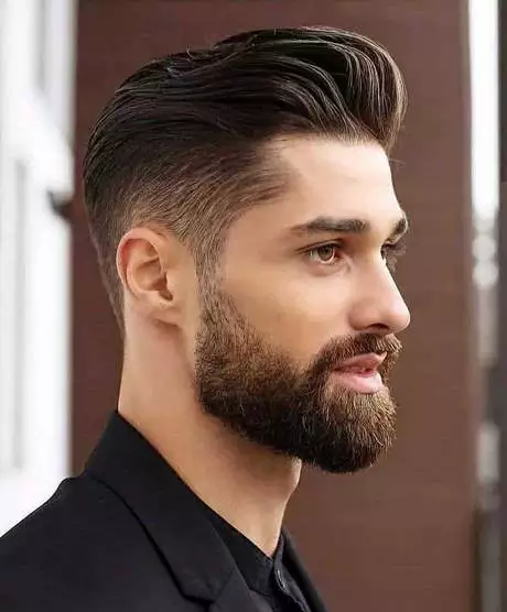 coupe-de-cheveux-et-barbe-homme-2024-01_15-8 Coupe de cheveux et barbe homme 2024