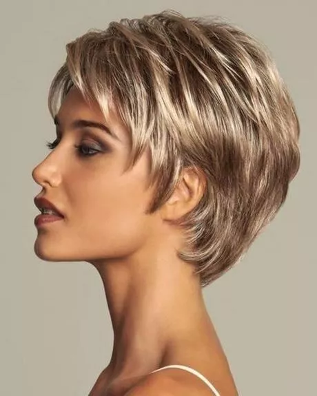 modele-coiffure-2024-femme-60-ans-73_8-16 Modele coiffure 2024 femme 60 ans