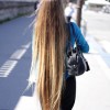 Cheveux tres long femme